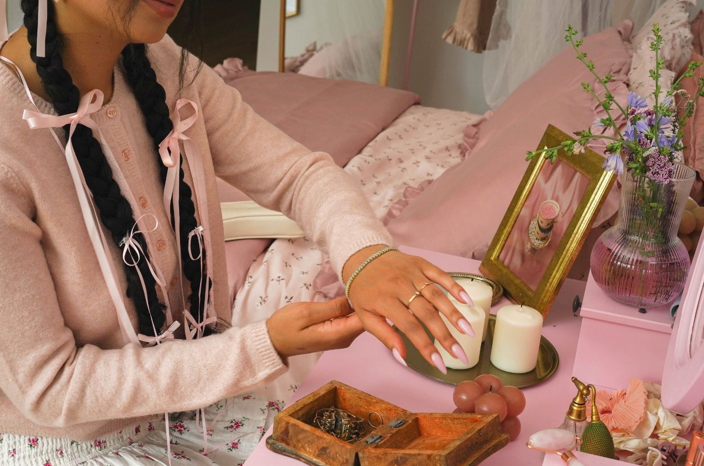 Apa Itu Coquette Makna, Asal-Usul, dan Alasan Gaya Ini Kembali Populer