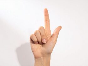 Apa Arti 'Up' dalam Berbagai Konteks Sehari-hari