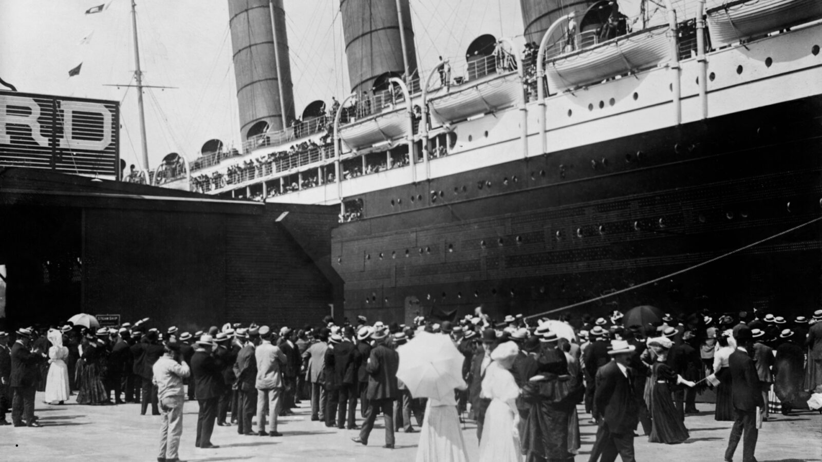 Jelaskan Faktor Penyebab Bangsa Barat Datang ke Indonesia: Sejarah, Motif, dan Dampaknya