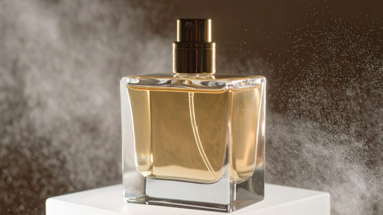 Jenis Parfum Pria Tahan Lama: Rekomendasi Wewangian yang Elegan dan Maskulin
