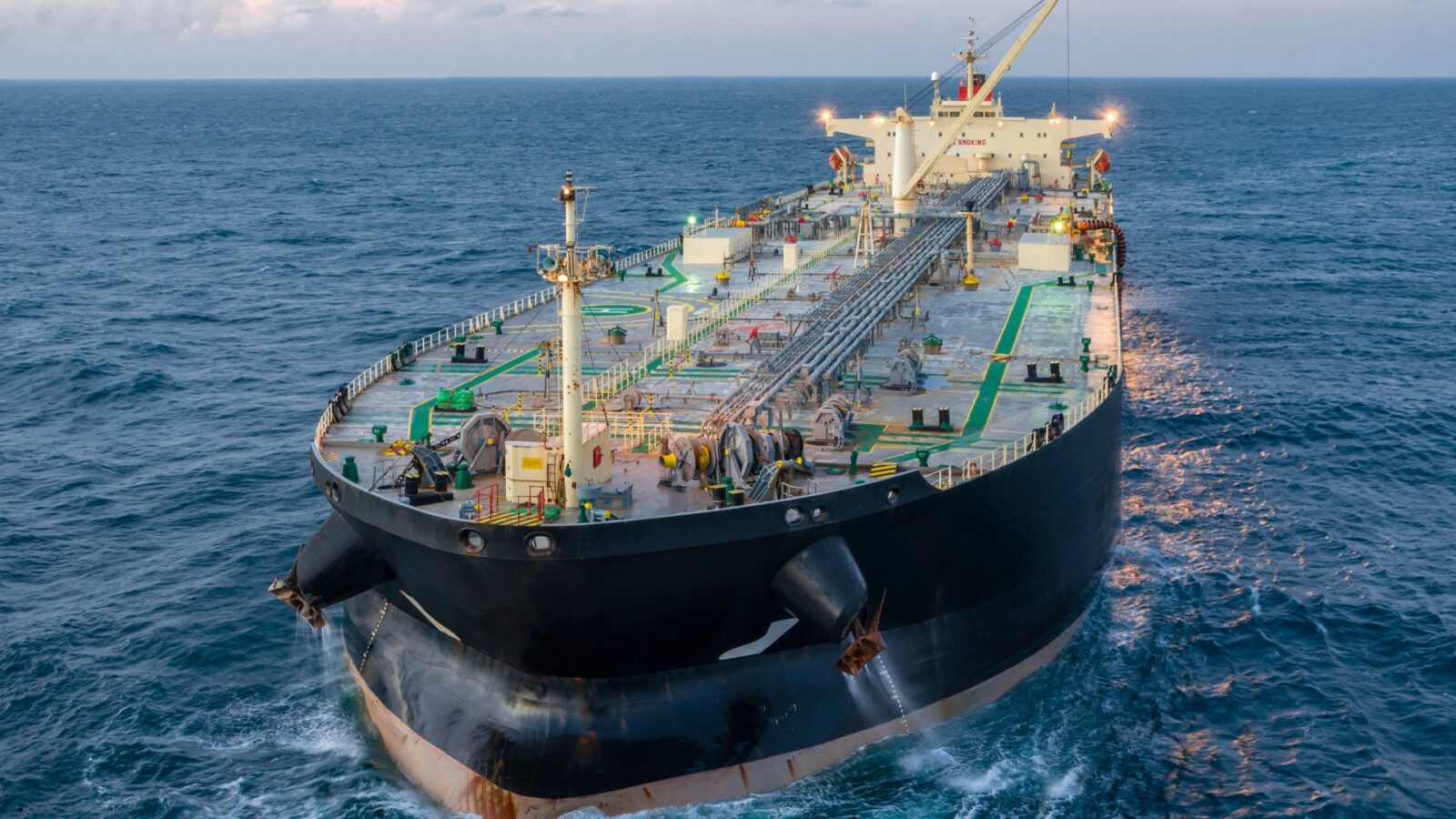 Kapal Tanker: Pengertian, Jenis, Fungsi, dan Peran Penting dalam Industri Global