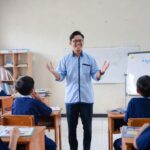 Berapa Gaji Guru SD dan SMP di Indonesia Beserta Tunjangan dan Komponennya