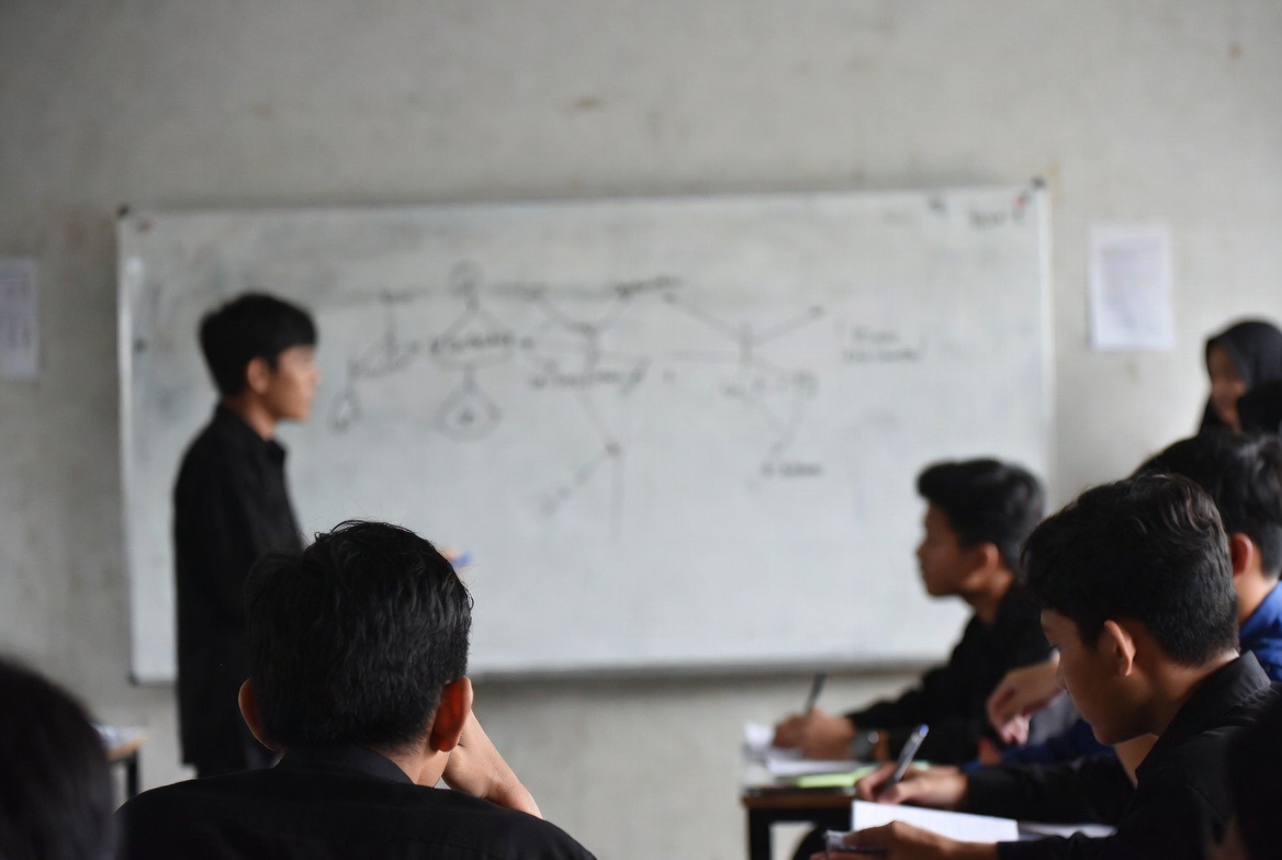 Contoh Konsep Morfologi dalam Bahasa Indonesia Jenis dan Pembahasannya