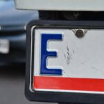 Plat Nomor E: Arti Kode Plat Nomor Kendaraan dan Daerahnya