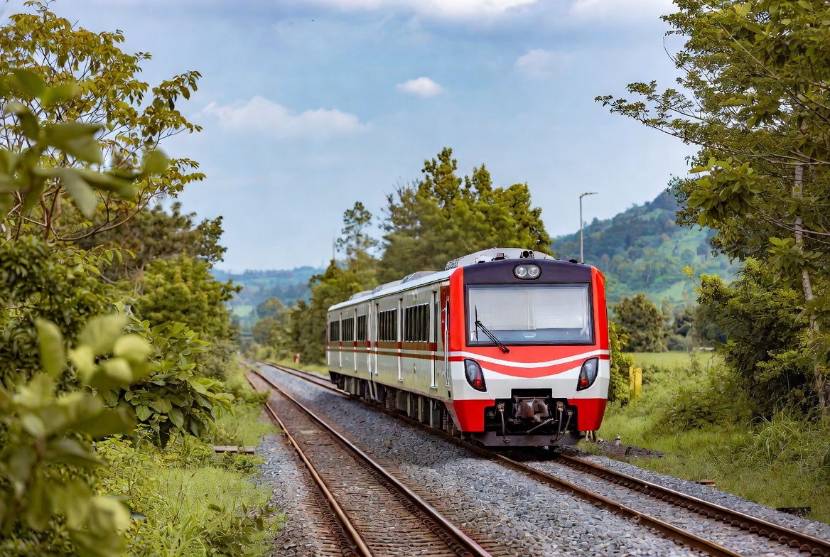 Rute Kereta Api di Indonesia: Jadwal dan Rute Populer untuk Perjalanan